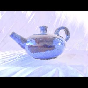 Tea pot